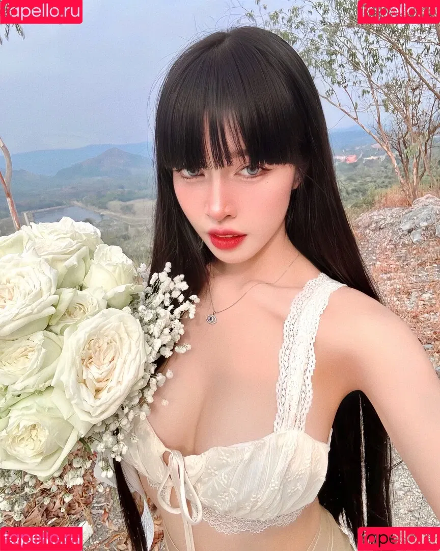 Pattaraporn / Rungsuksud / fon_pattrp / fonnnffonn Onlyfans Photo Gallery 