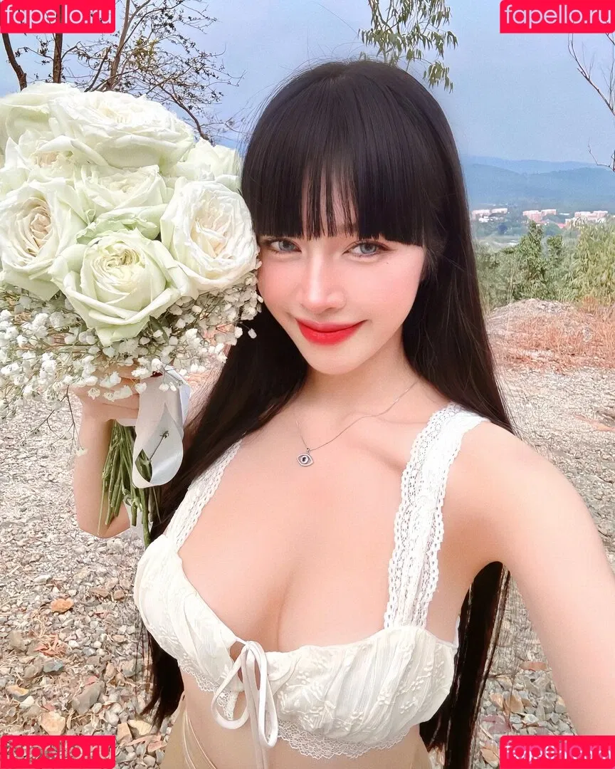 Pattaraporn / Rungsuksud / fon_pattrp / fonnnffonn Onlyfans Photo Gallery 
