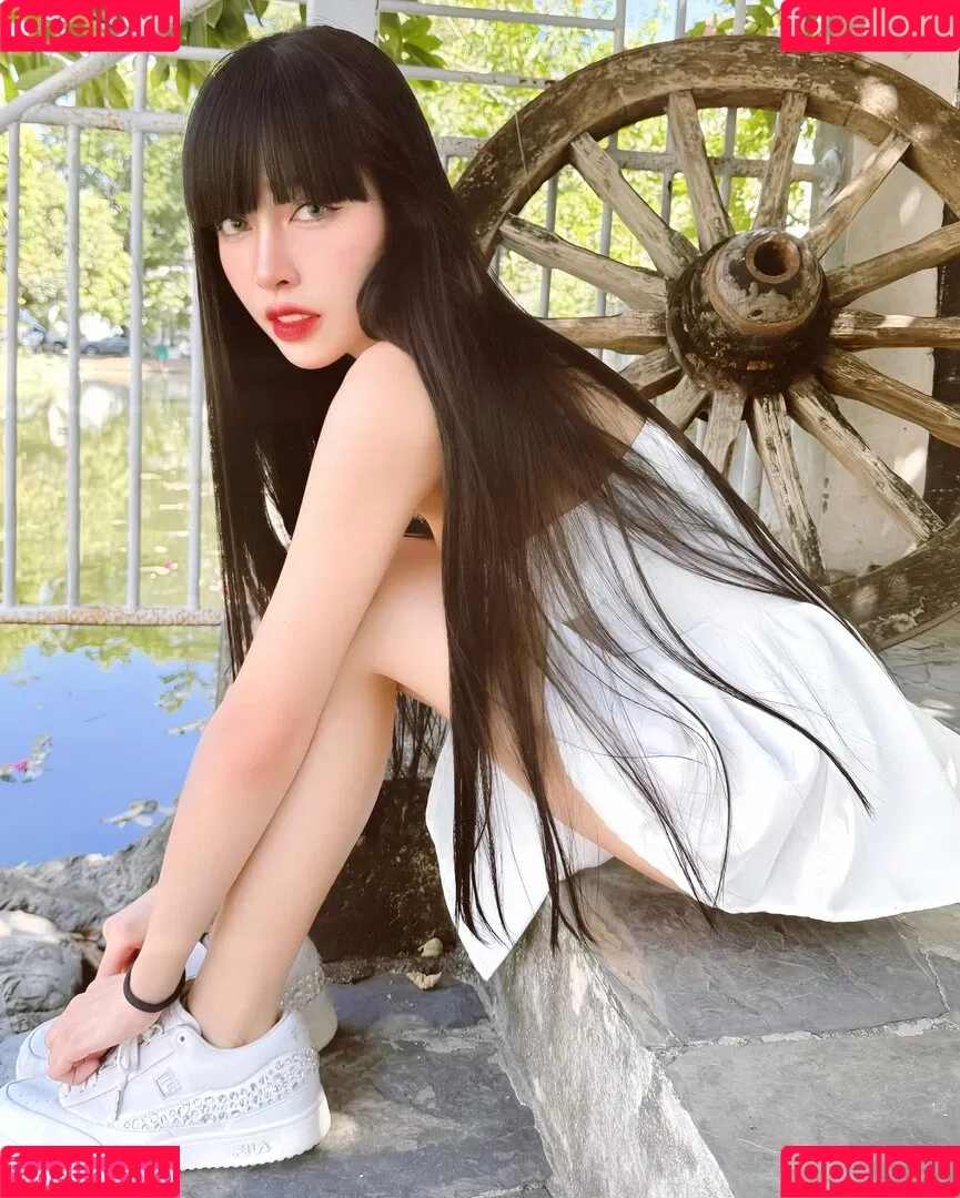 Pattaraporn / Rungsuksud / fon_pattrp / fonnnffonn Onlyfans Photo Gallery 