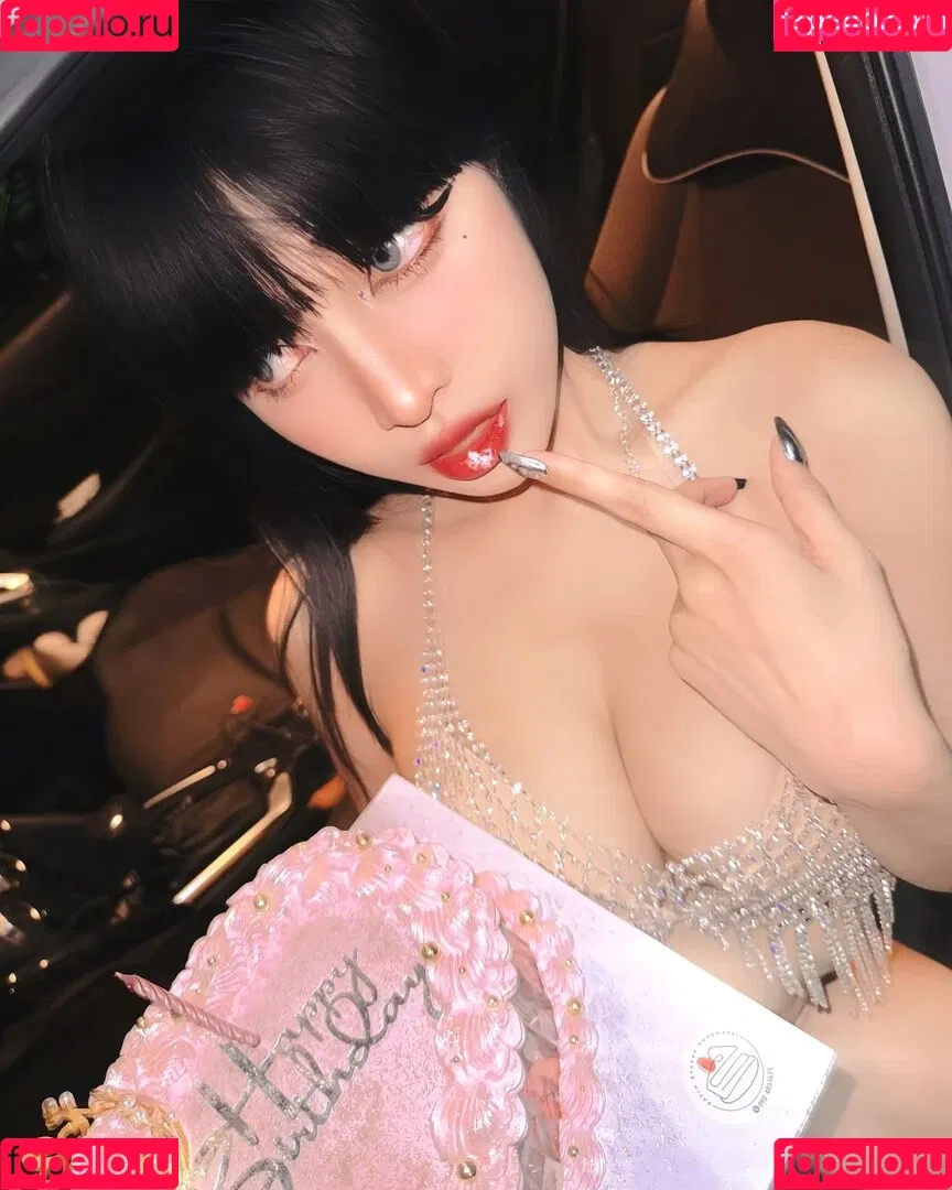 Pattaraporn / Rungsuksud / fon_pattrp / fonnnffonn Onlyfans Photo Gallery 