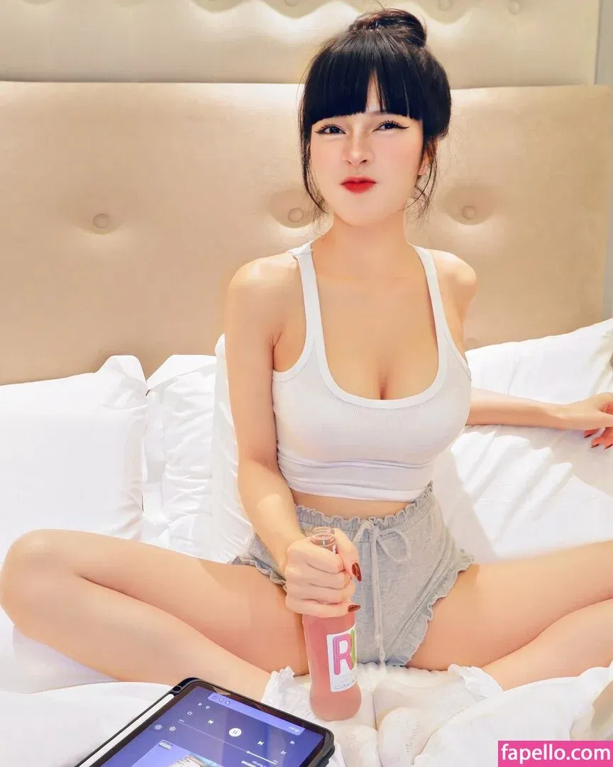 Pattaraporn / Rungsuksud / fon_pattrp / fonnnffonn Onlyfans Photo Gallery 