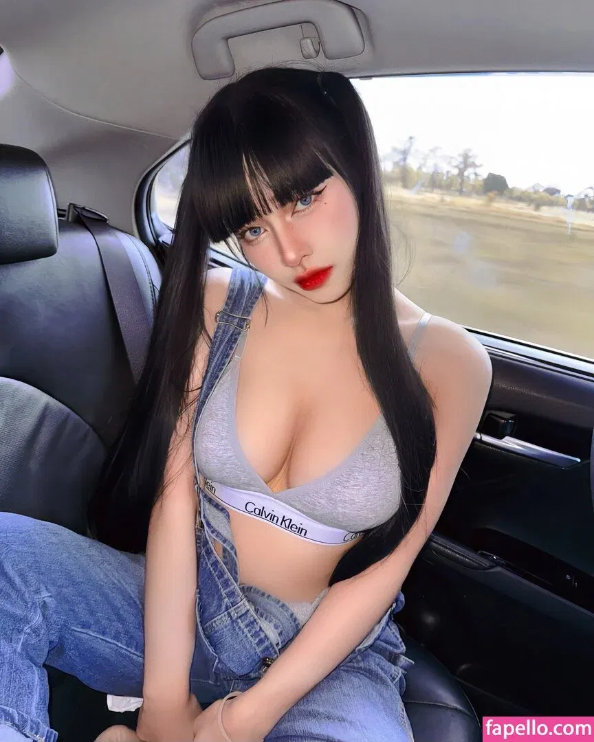 Pattaraporn / Rungsuksud / fon_pattrp / fonnnffonn Onlyfans Photo Gallery 