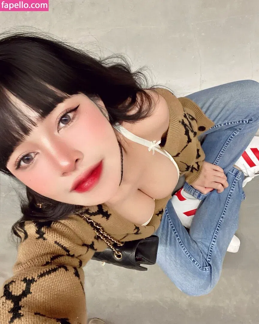 Pattaraporn / Rungsuksud / fon_pattrp / fonnnffonn Onlyfans Photo Gallery 