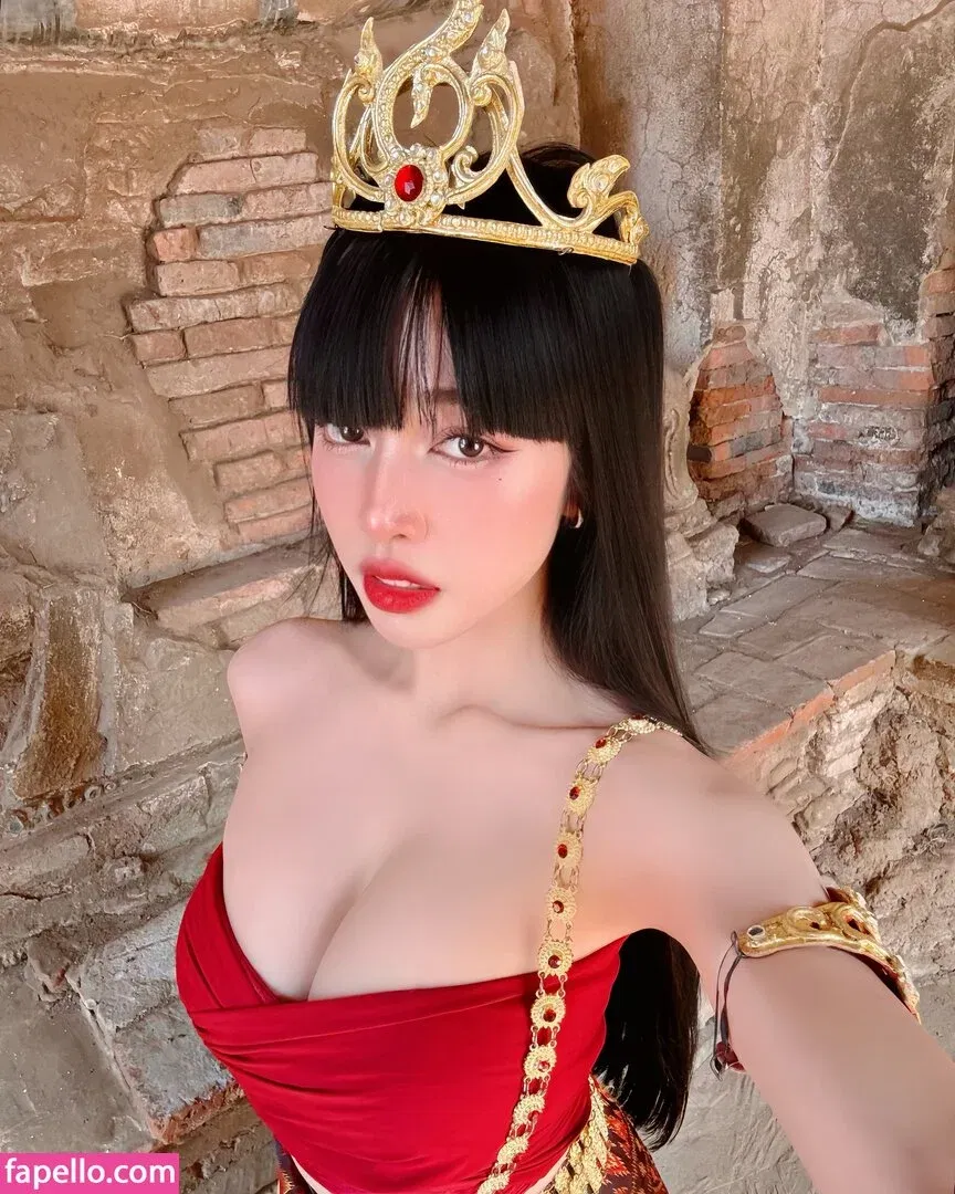 Pattaraporn / Rungsuksud / fon_pattrp / fonnnffonn Onlyfans Photo Gallery 