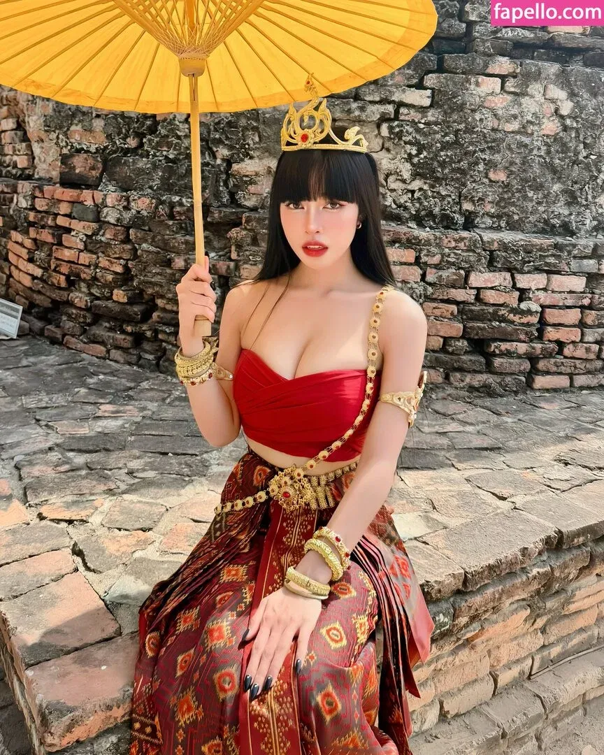 Pattaraporn / Rungsuksud / fon_pattrp / fonnnffonn Onlyfans Photo Gallery 