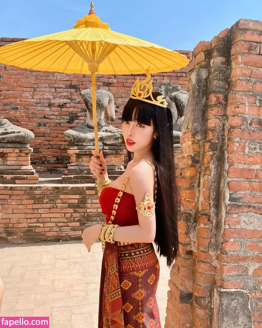 Pattaraporn / Rungsuksud / fon_pattrp / fonnnffonn Onlyfans Photo Gallery 