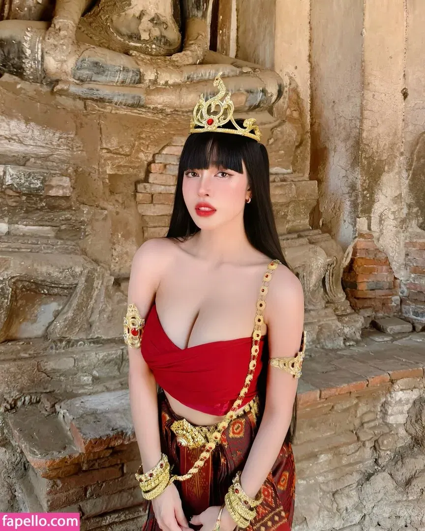 Pattaraporn / Rungsuksud / fon_pattrp / fonnnffonn Onlyfans Photo Gallery 