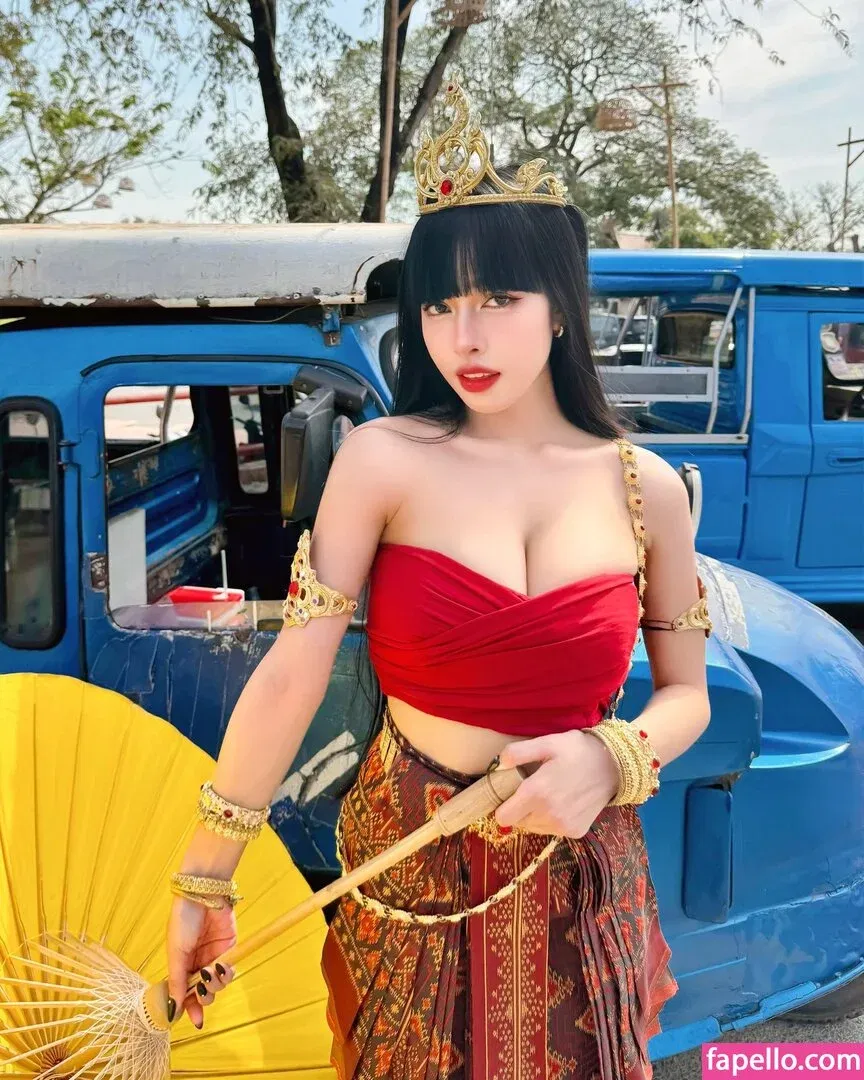 Pattaraporn / Rungsuksud / fon_pattrp / fonnnffonn Onlyfans Photo Gallery 