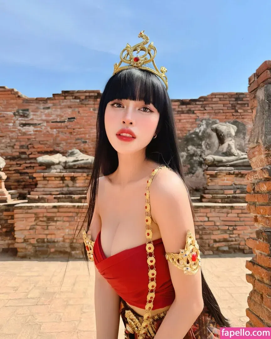 Pattaraporn / Rungsuksud / fon_pattrp / fonnnffonn Onlyfans Photo Gallery 