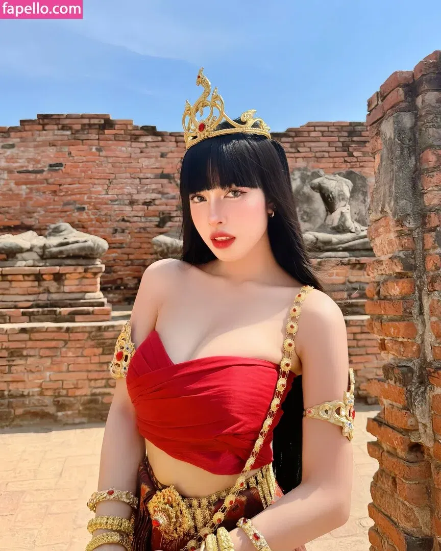 Pattaraporn / Rungsuksud / fon_pattrp / fonnnffonn Onlyfans Photo Gallery 