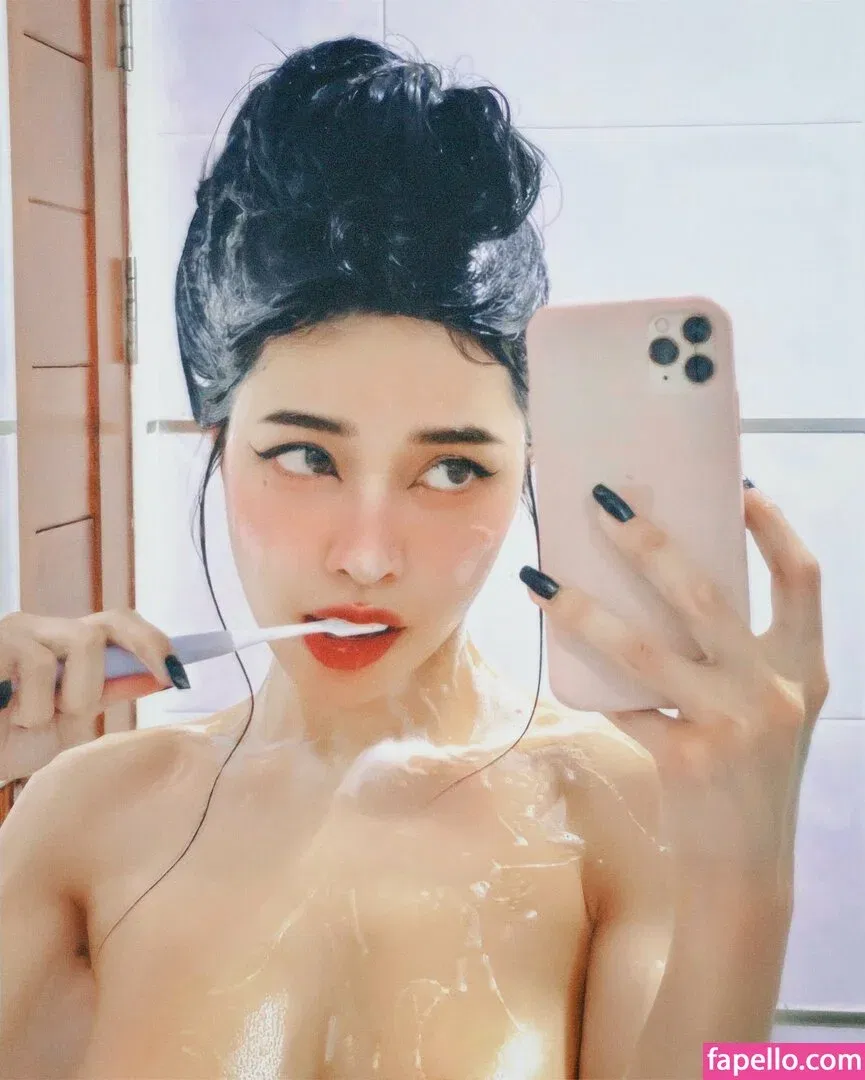 Pattaraporn / Rungsuksud / fon_pattrp / fonnnffonn Onlyfans Photo Gallery 