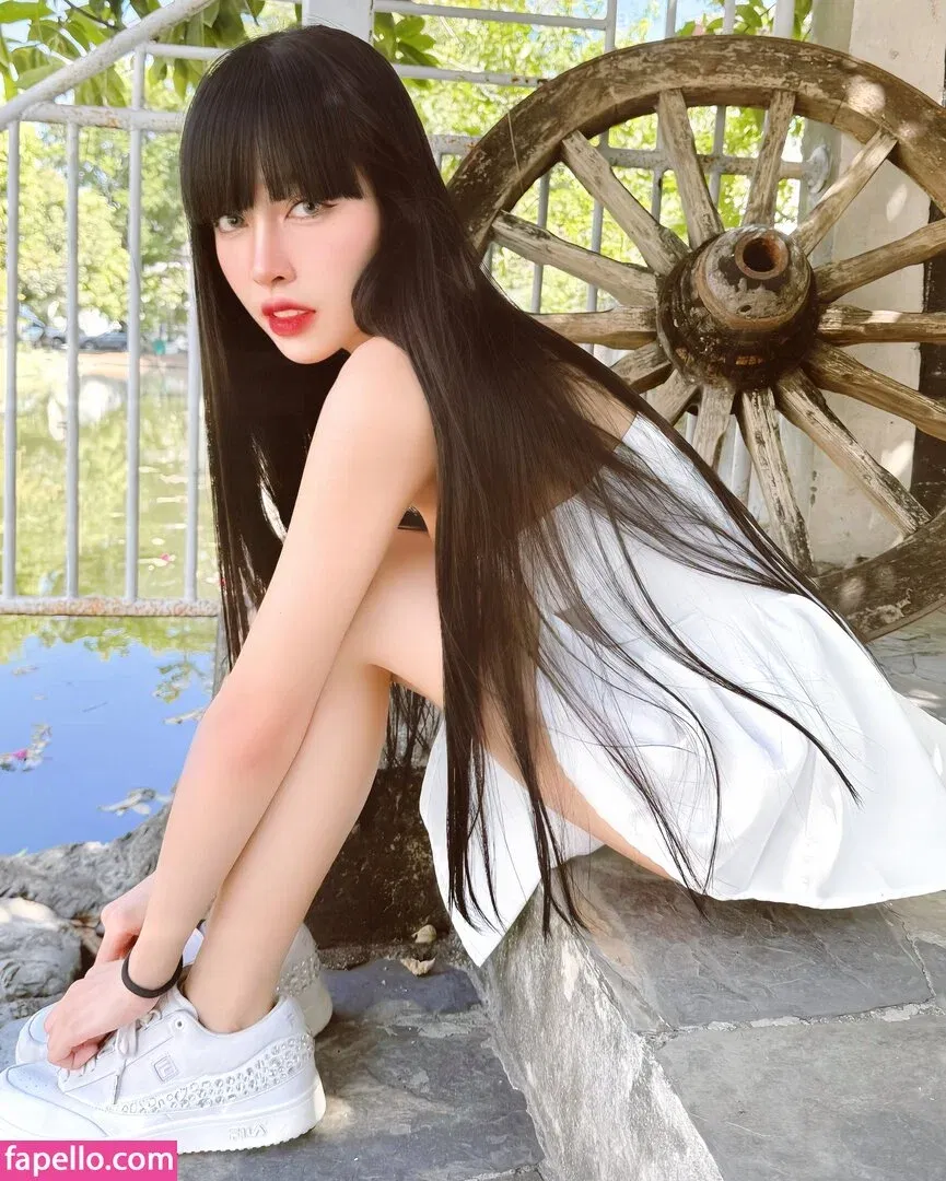 Pattaraporn / Rungsuksud / fon_pattrp / fonnnffonn Onlyfans Photo Gallery 