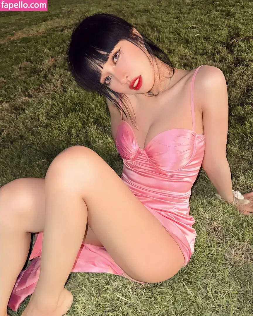 Pattaraporn / Rungsuksud / fon_pattrp / fonnnffonn Onlyfans Photo Gallery 