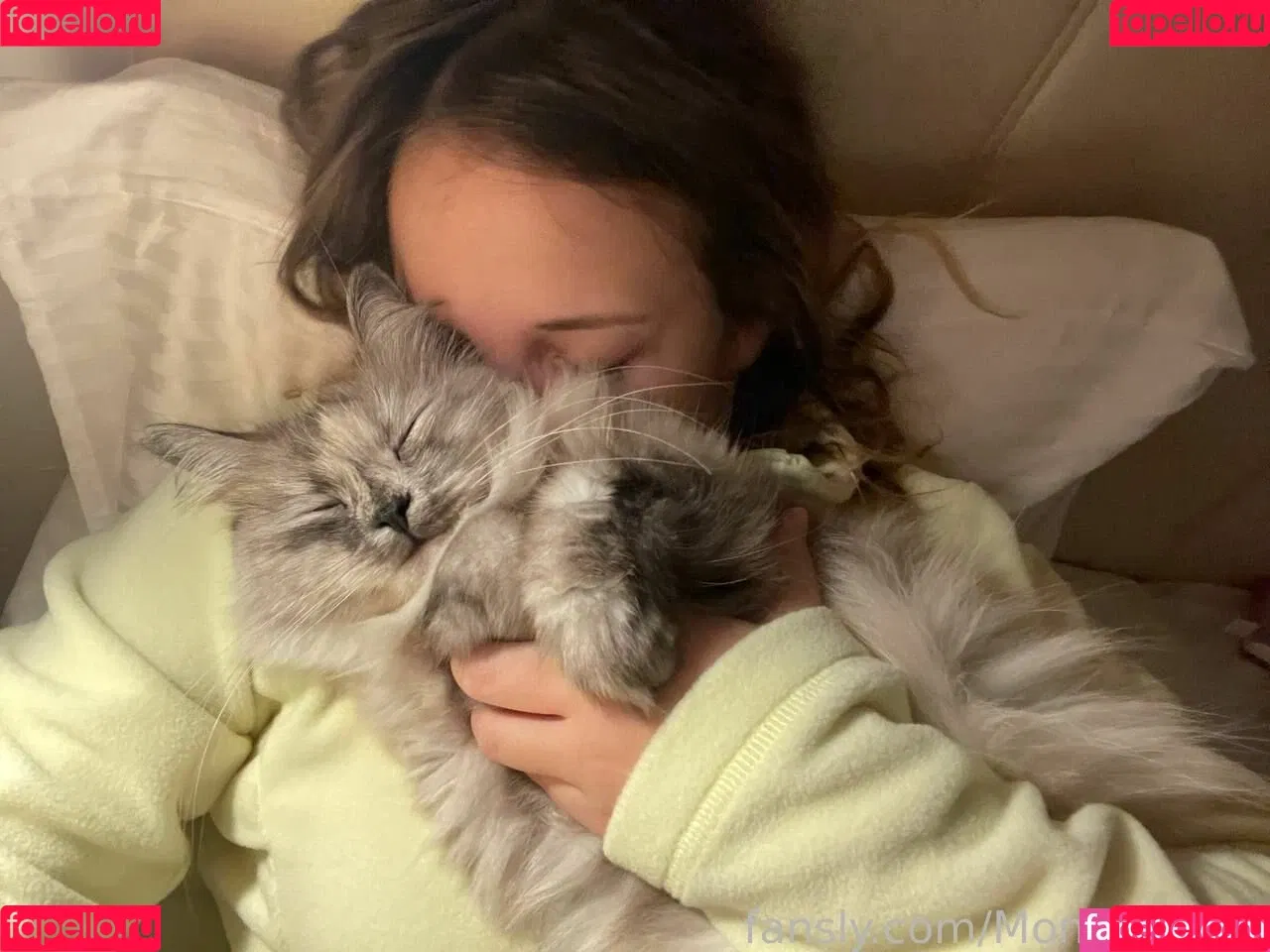 MonroCocos / https: / katrin.delice Onlyfans Photo Gallery 