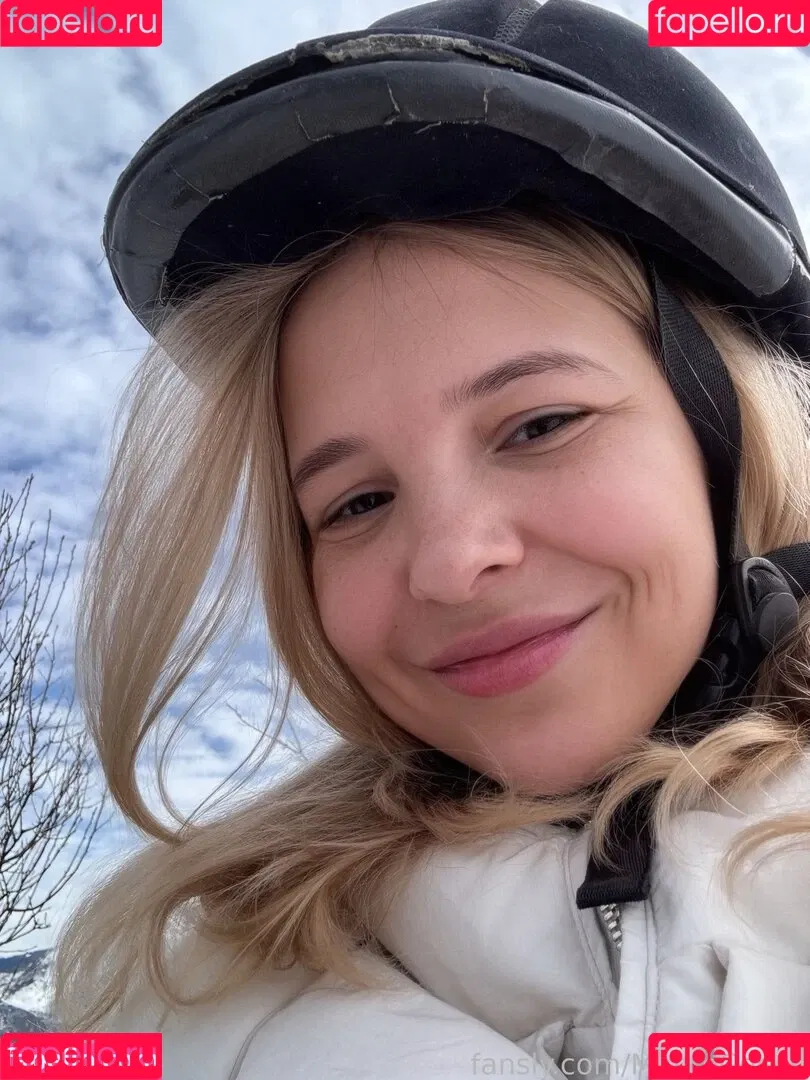 MonroCocos / https: / katrin.delice Onlyfans Photo Gallery 