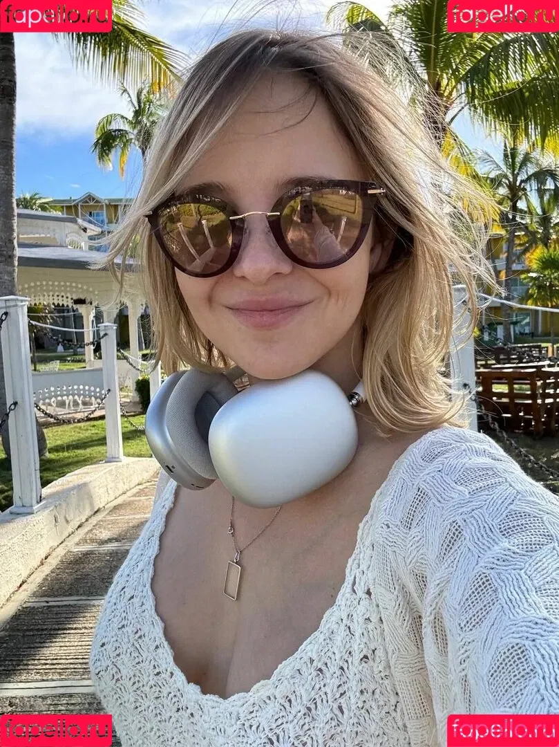 MonroCocos / https: / katrin.delice Onlyfans Photo Gallery 