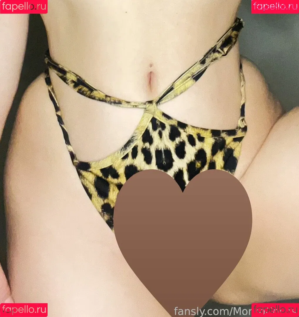 MonroCocos / https: / katrin.delice Onlyfans Photo Gallery 