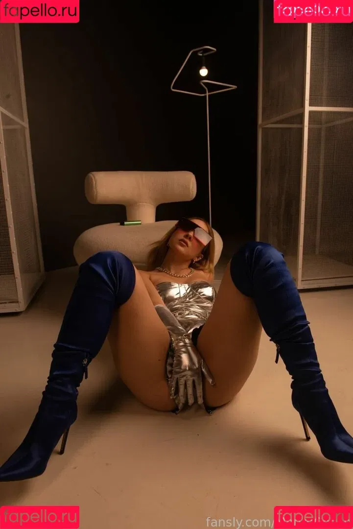 MonroCocos / https: / katrin.delice Onlyfans Photo Gallery 