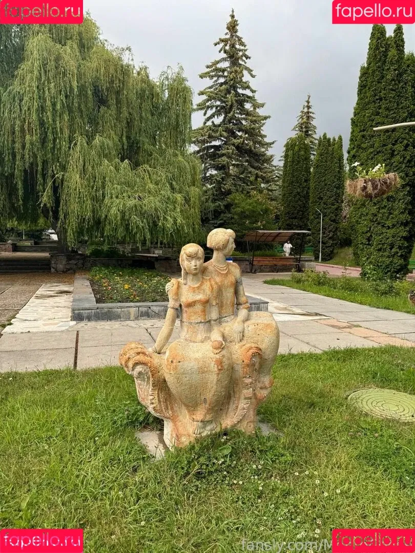 MonroCocos / https: / katrin.delice Onlyfans Photo Gallery 