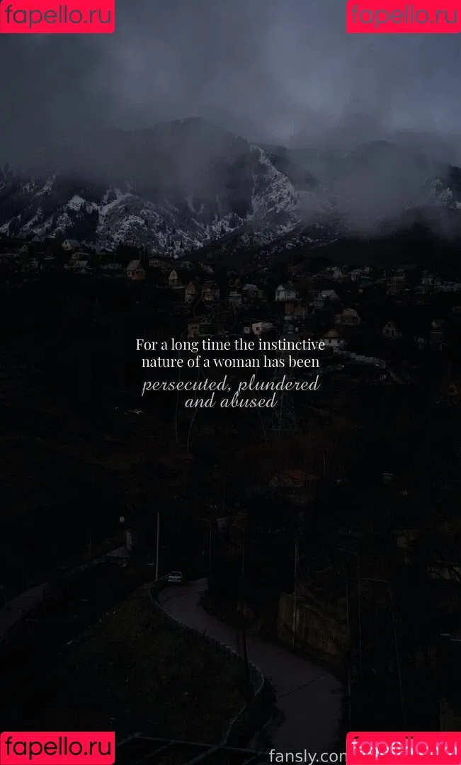 MonroCocos / https: / katrin.delice Onlyfans Photo Gallery 