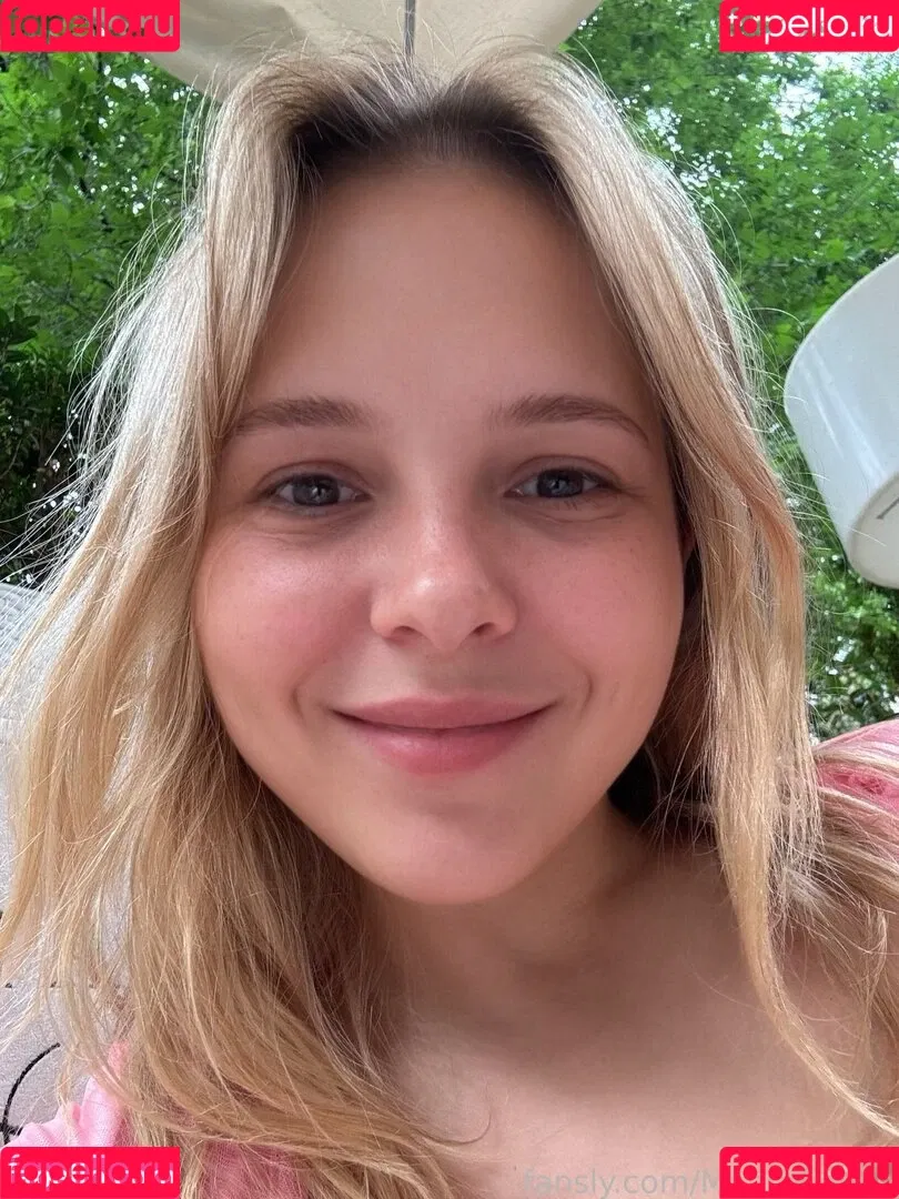 MonroCocos / https: / katrin.delice Onlyfans Photo Gallery 