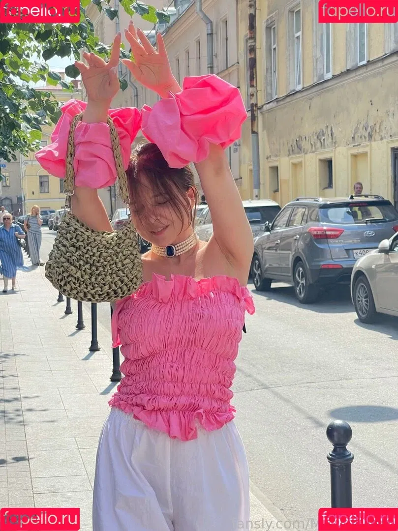 MonroCocos / https: / katrin.delice Onlyfans Photo Gallery 