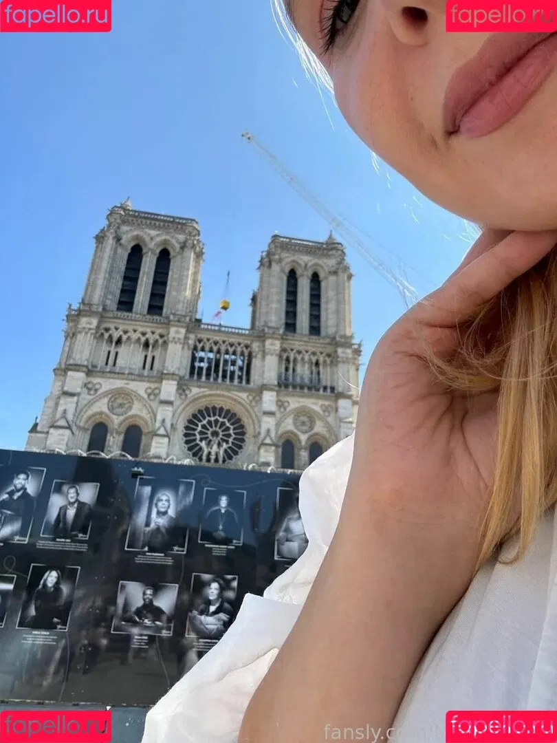 MonroCocos / https: / katrin.delice Onlyfans Photo Gallery 