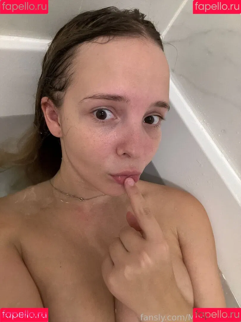 MonroCocos / https: / katrin.delice Onlyfans Photo Gallery 