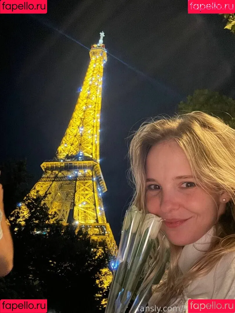 MonroCocos / https: / katrin.delice Onlyfans Photo Gallery 