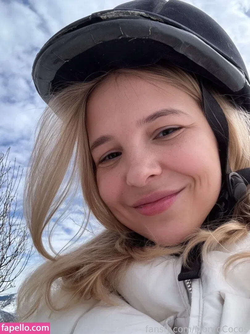 MonroCocos / https: / katrin.delice Onlyfans Photo Gallery 