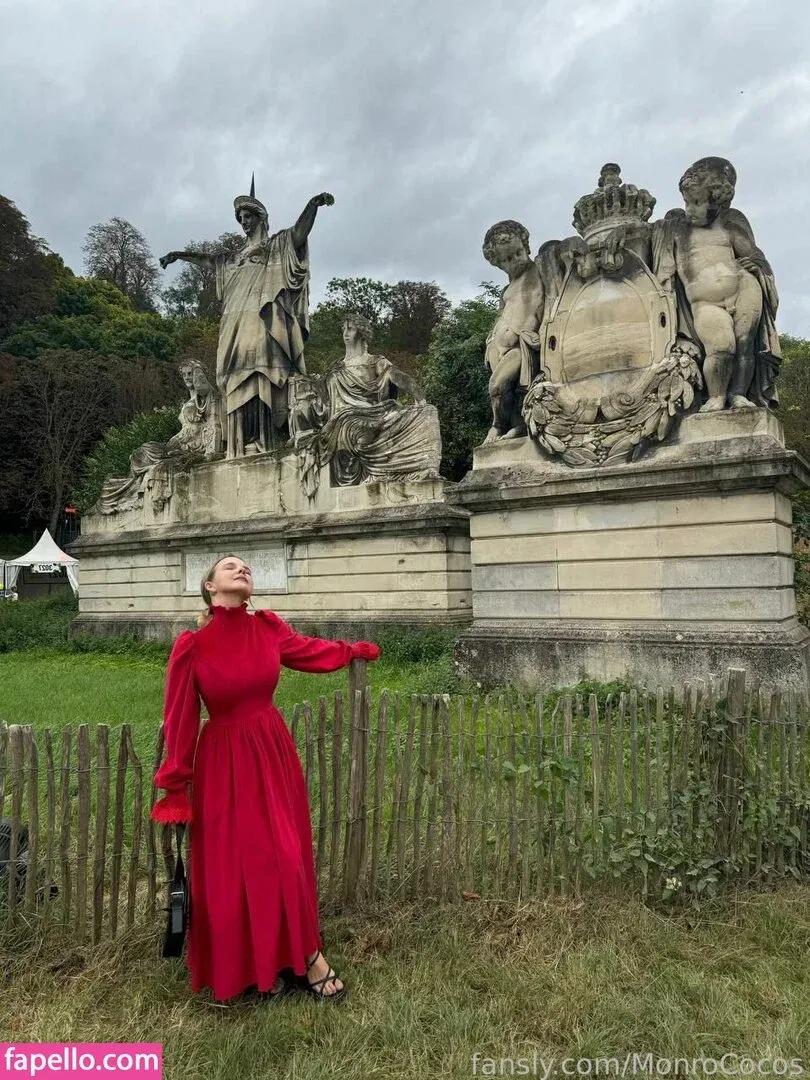 MonroCocos / https: / katrin.delice Onlyfans Photo Gallery 