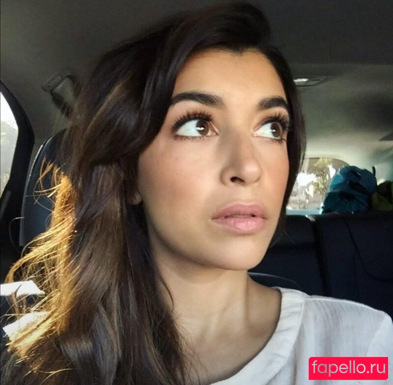 Hannah Simone Nude Onlyfans Photo 6