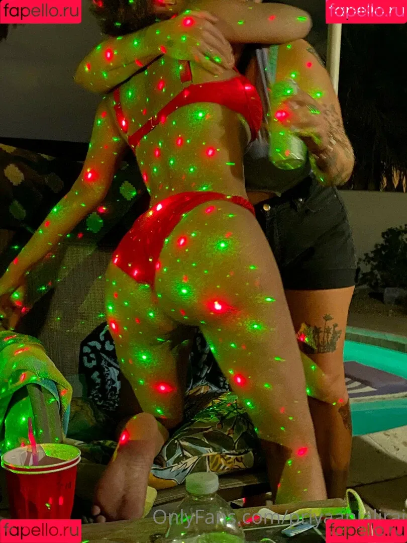 Priya Anjali Rai / priya_rai_xoxo / priyaanjalirai Onlyfans Photo Gallery 