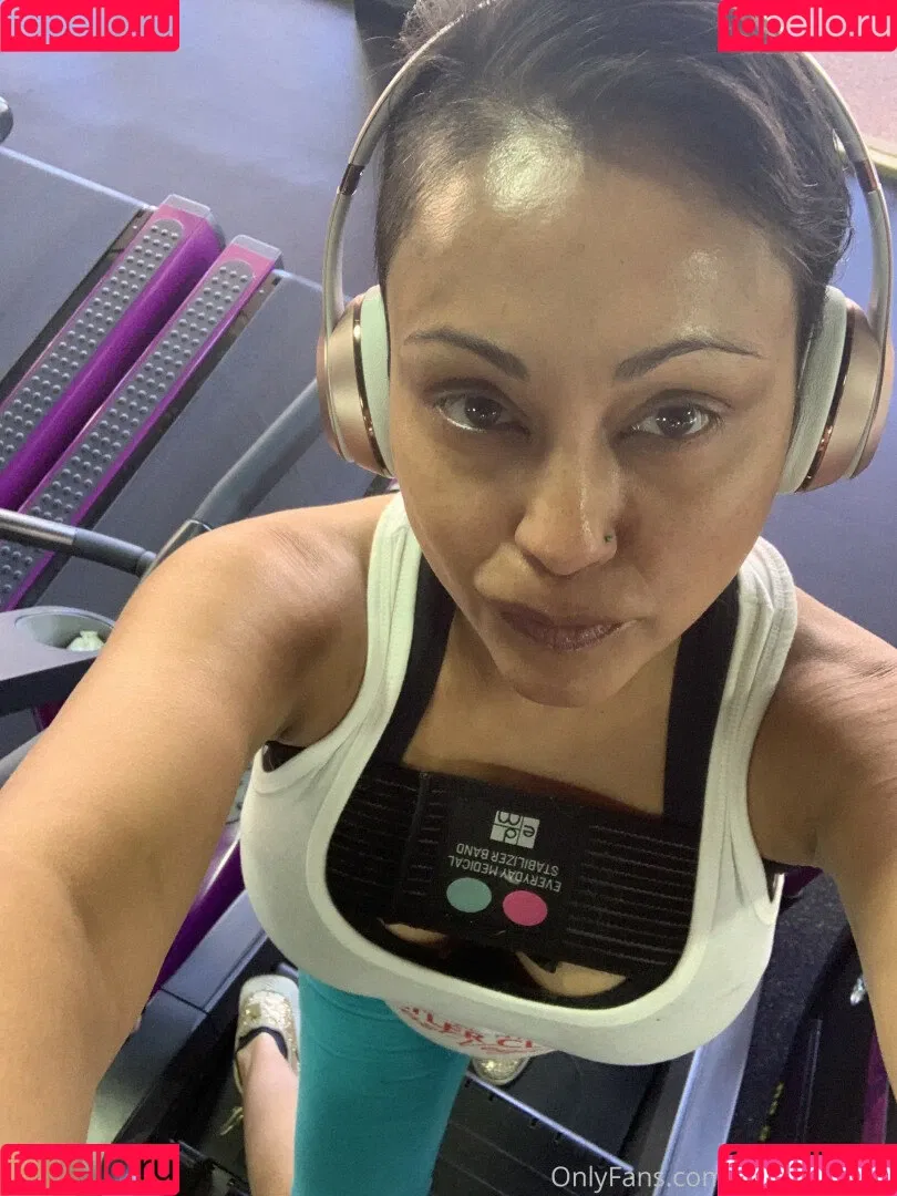 Priya Anjali Rai / priya_rai_xoxo / priyaanjalirai Onlyfans Photo Gallery 