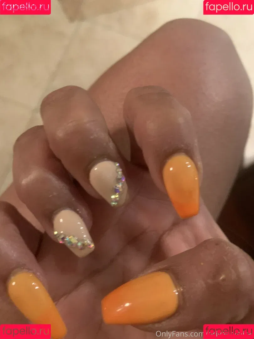 Priya Anjali Rai / priya_rai_xoxo / priyaanjalirai Onlyfans Photo Gallery 