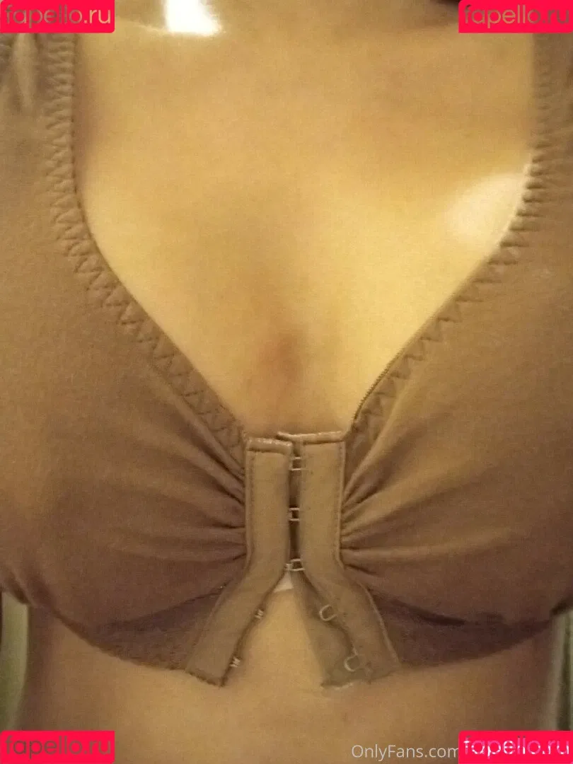 Priya Anjali Rai / priya_rai_xoxo / priyaanjalirai Onlyfans Photo Gallery 