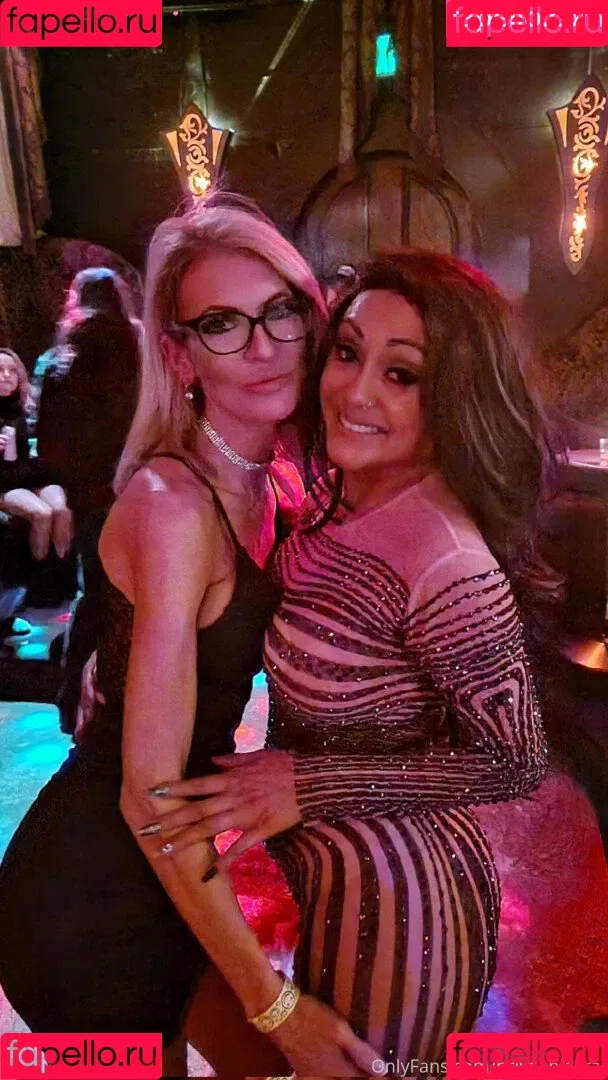 Priya Anjali Rai / priya_rai_xoxo / priyaanjalirai Onlyfans Photo Gallery 