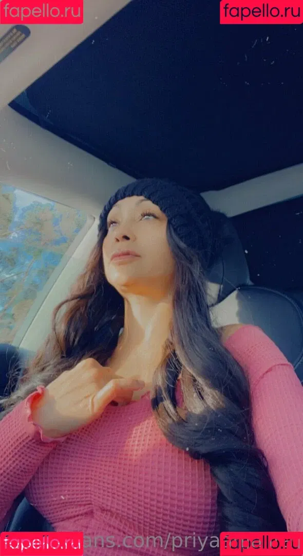 Priya Anjali Rai / priya_rai_xoxo / priyaanjalirai Onlyfans Photo Gallery 