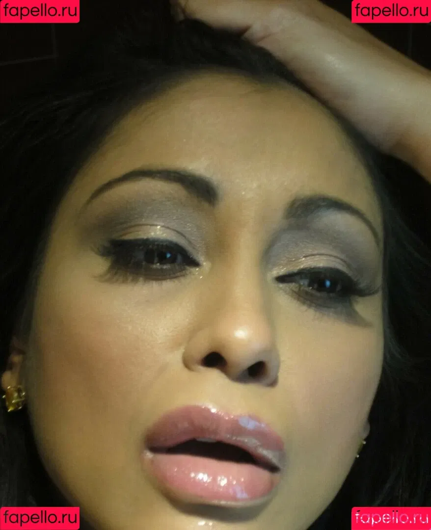 Priya Anjali Rai / priya_rai_xoxo / priyaanjalirai Onlyfans Photo Gallery 