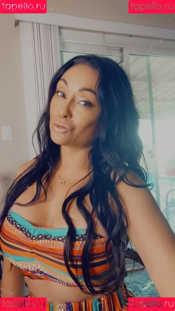 Priya Anjali Rai / priya_rai_xoxo / priyaanjalirai Onlyfans Photo Gallery 