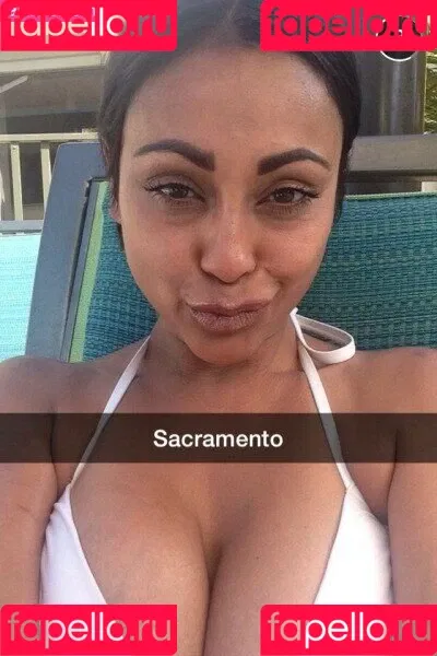 Priya Anjali Rai / priya_rai_xoxo / priyaanjalirai Onlyfans Photo Gallery 