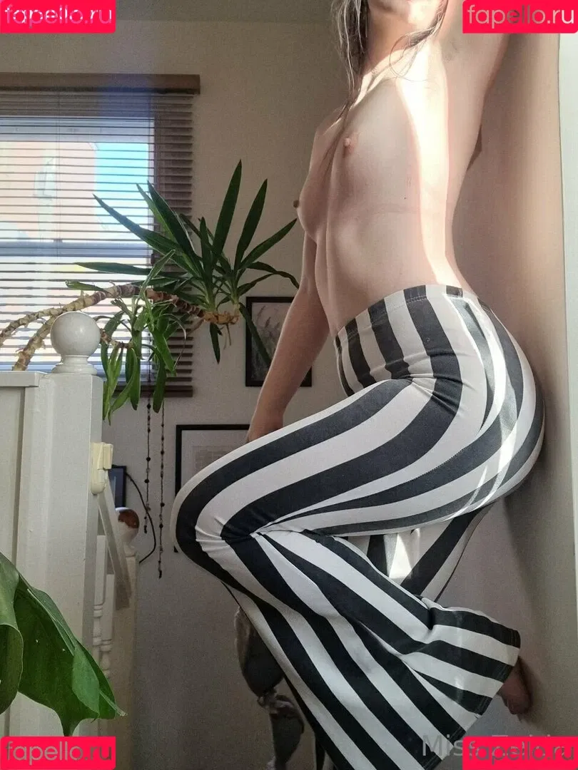 Miss Zelda / miss-zelda / misszeldaslewds / pantieprincess23 Free / pantieprincess4 Onlyfans Photo Gallery 