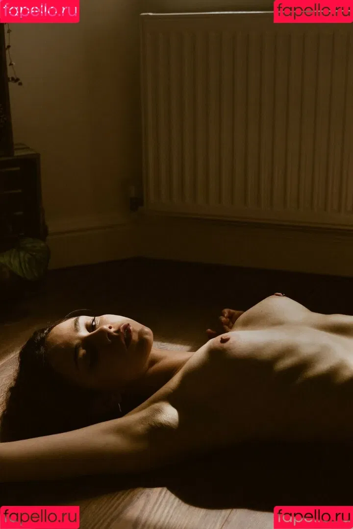 Elena Salvi / Nausicaa Yami / NausicaaYami / babel.ena / nausicaa_yami / nausicaa_yami_ Onlyfans Photo Gallery 