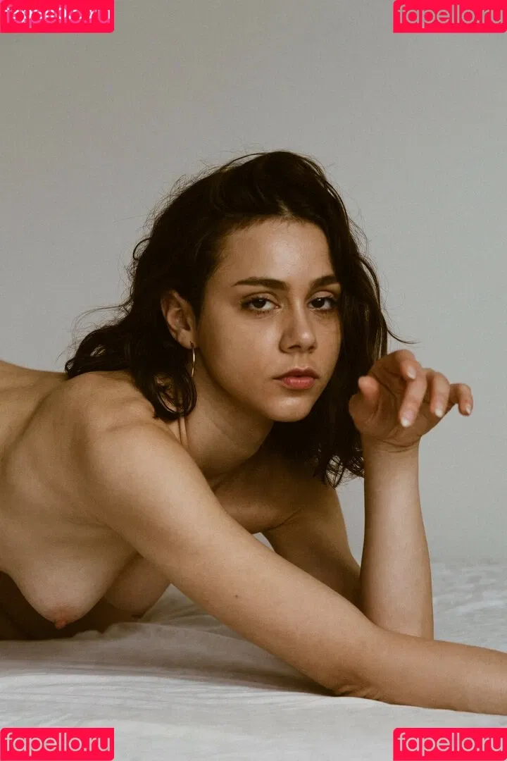Elena Salvi / Nausicaa Yami / NausicaaYami / babel.ena / nausicaa_yami / nausicaa_yami_ Onlyfans Photo Gallery 