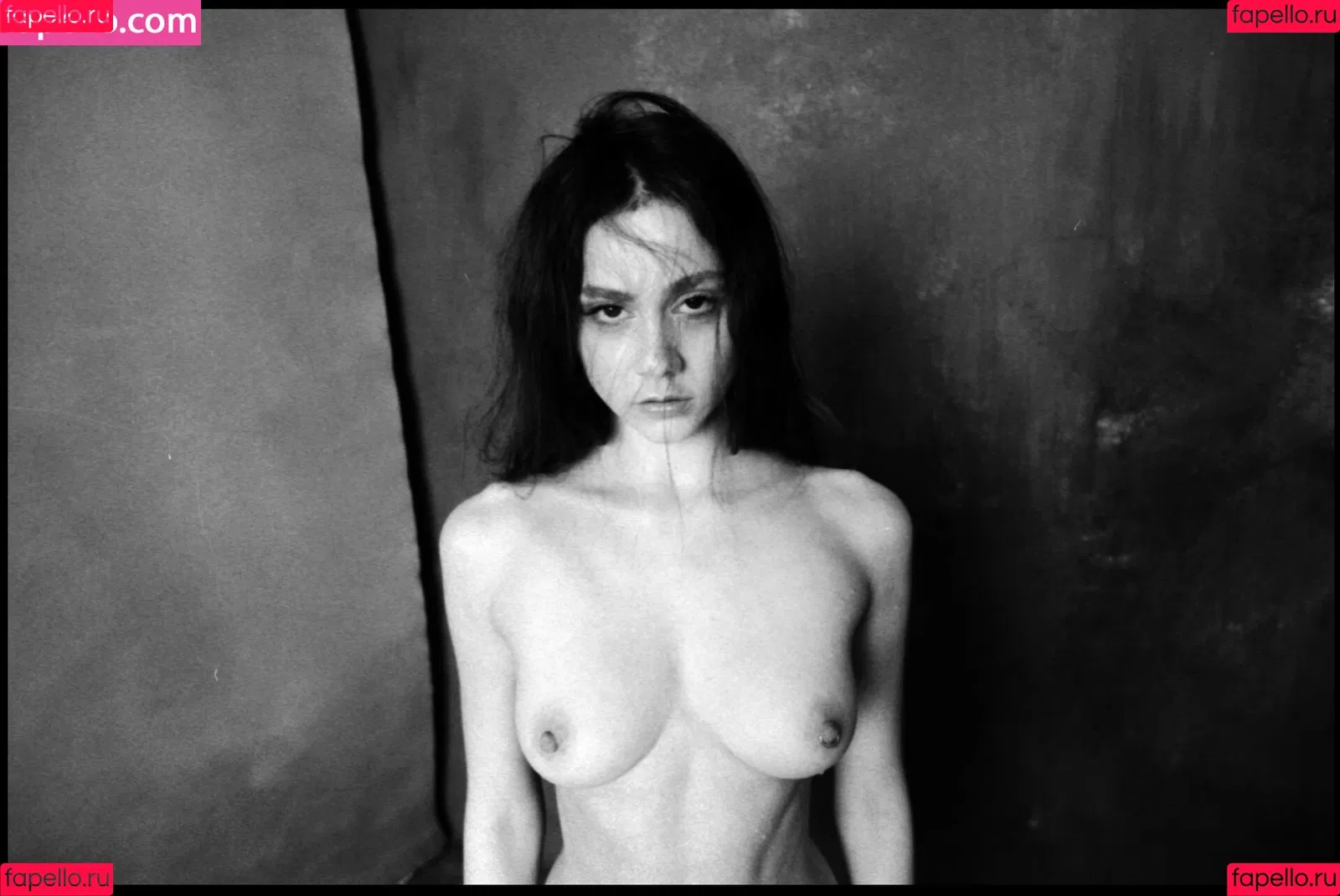 Elena Salvi / Nausicaa Yami / NausicaaYami / babel.ena / nausicaa_yami / nausicaa_yami_ Onlyfans Photo Gallery 