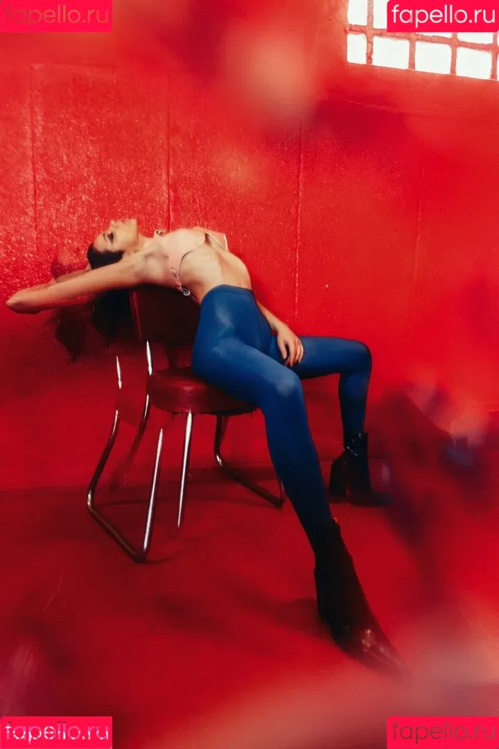 Elena Salvi / Nausicaa Yami / NausicaaYami / babel.ena / nausicaa_yami / nausicaa_yami_ Onlyfans Photo Gallery 