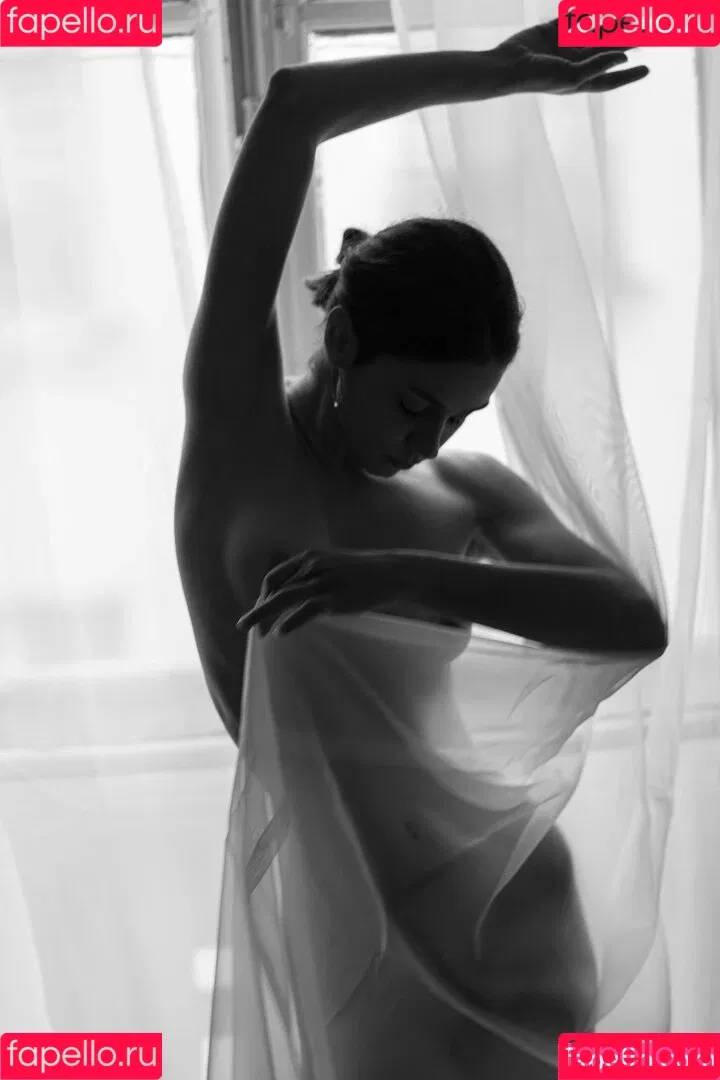 Elena Salvi / Nausicaa Yami / NausicaaYami / babel.ena / nausicaa_yami / nausicaa_yami_ Onlyfans Photo Gallery 
