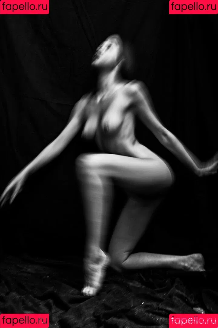 Elena Salvi / Nausicaa Yami / NausicaaYami / babel.ena / nausicaa_yami / nausicaa_yami_ Onlyfans Photo Gallery 