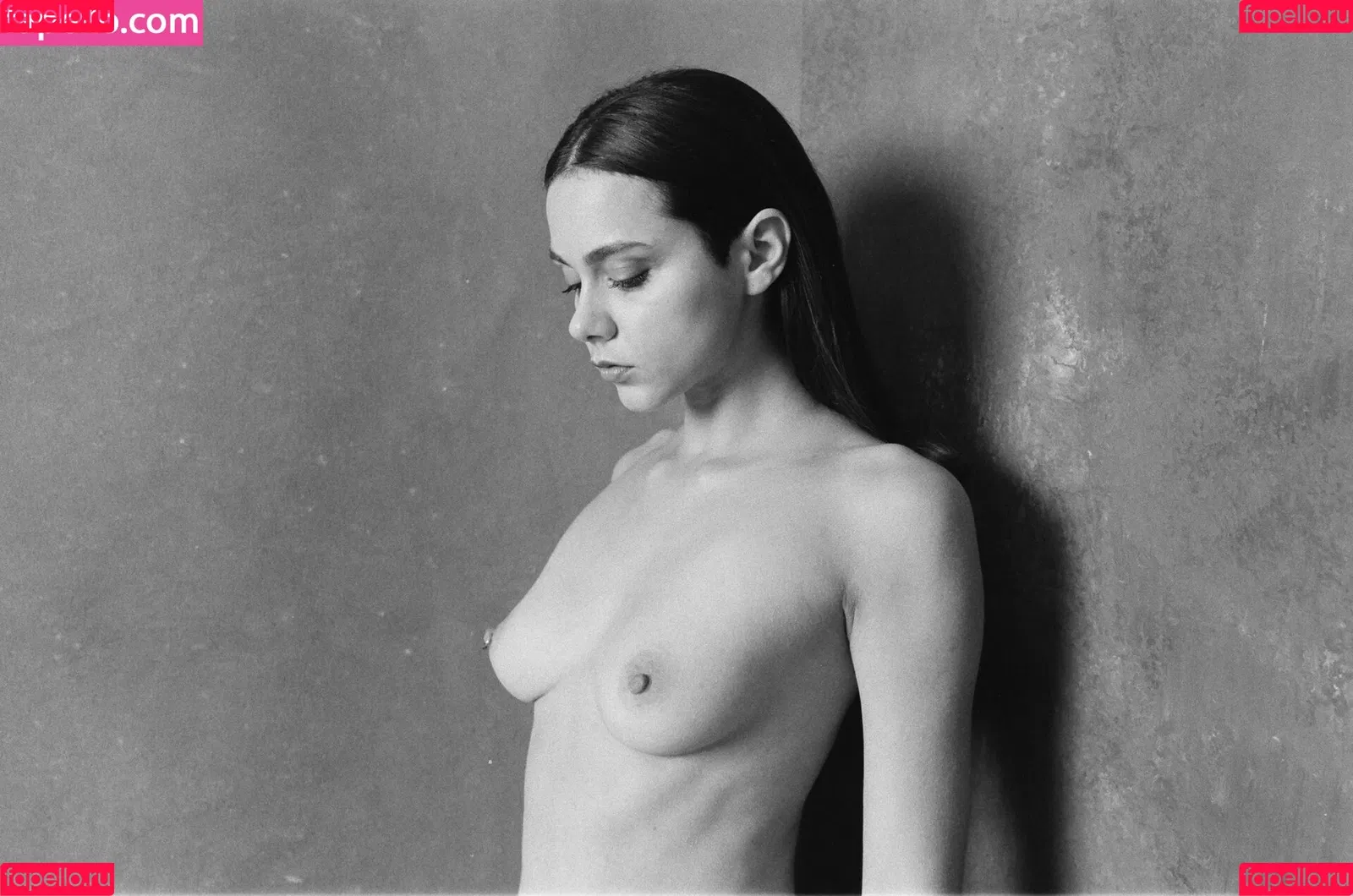 Elena Salvi / Nausicaa Yami / NausicaaYami / babel.ena / nausicaa_yami / nausicaa_yami_ Onlyfans Photo Gallery 