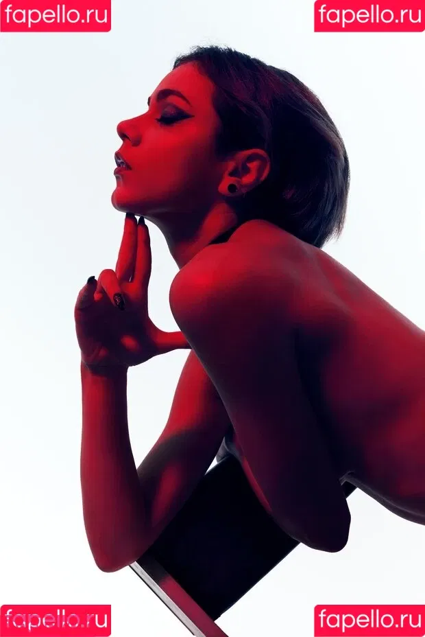 Elena Salvi / Nausicaa Yami / NausicaaYami / babel.ena / nausicaa_yami / nausicaa_yami_ Onlyfans Photo Gallery 